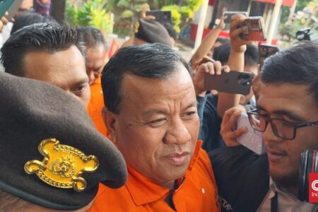 KPK Ungkap Pejabat Kemenhut Terima Sin$12.500 dari Bupati Kuansing